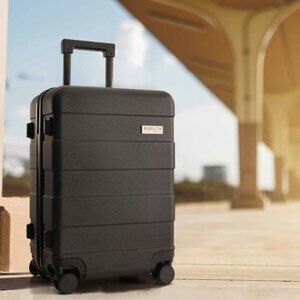 Monolith Pioneer, 20-inch With TSA Lock & Compression Packing